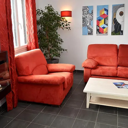 Spacieux 54m² En Rez-de-jardin, Balcon, Parking - Centre Foret - Fr-1-425-166
